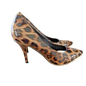 Andrew Marc Glossy Leopard Print Pumps 4” Stiletto Heels Padded US Sz 8.5M Peggy